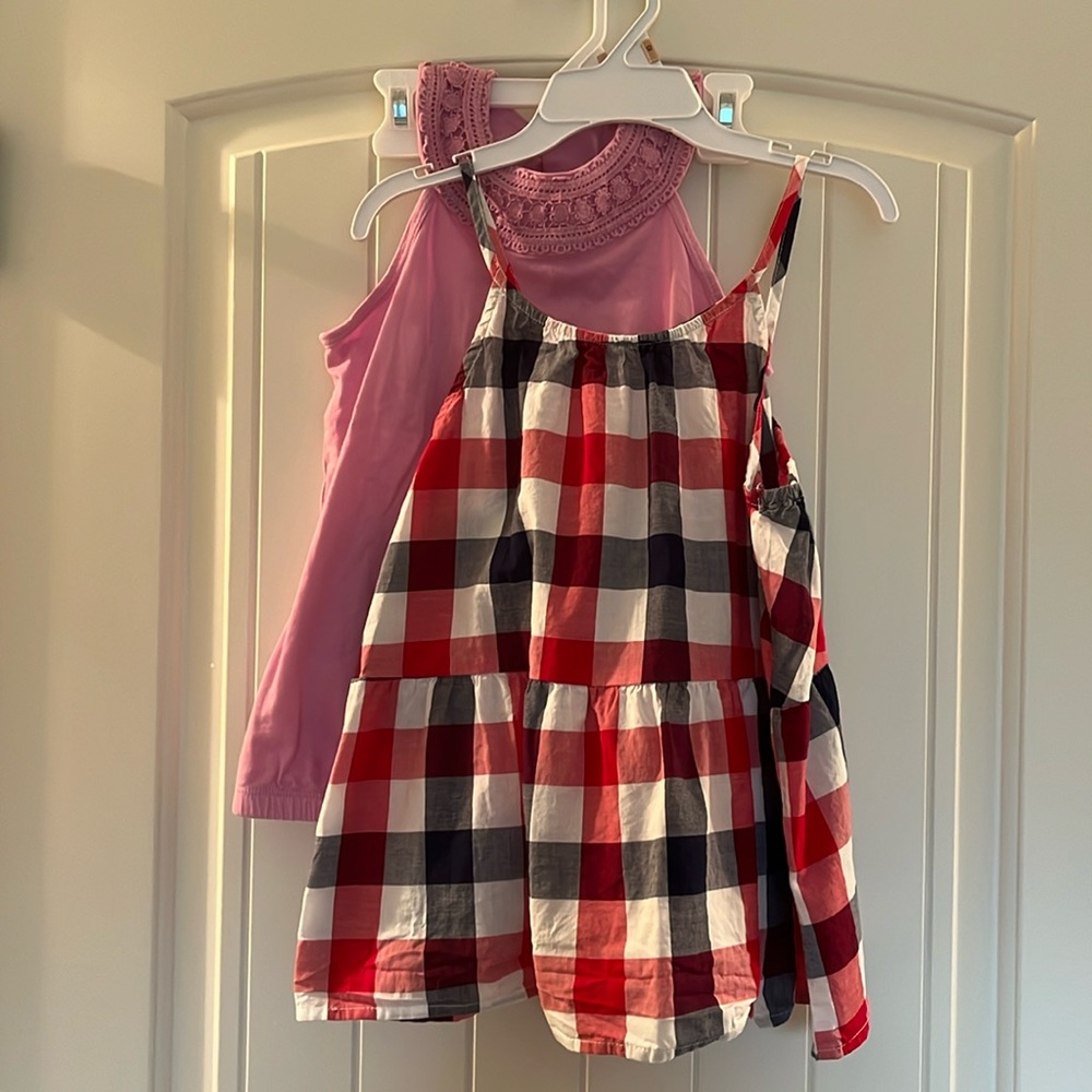 Set of 2 Sleeveless Shirts